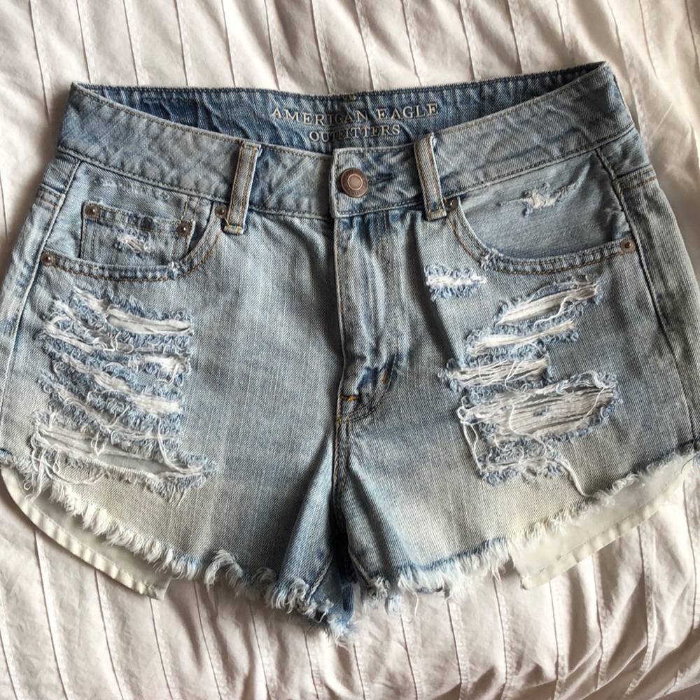 American Eagle High Rise Festival Shorts!